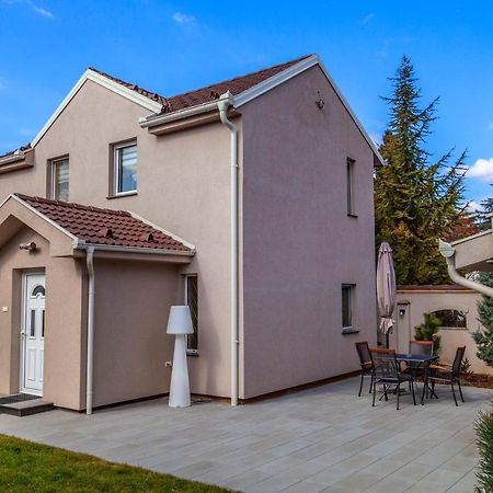 נובי סאד Dc Executive Homes מראה חיצוני תמונה