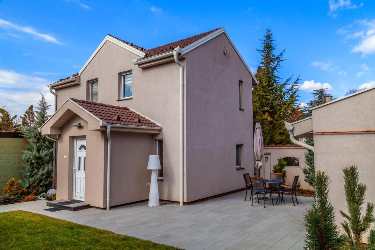 נובי סאד Dc Executive Homes מראה חיצוני תמונה